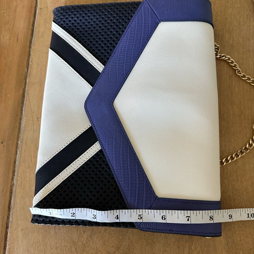 $200 LIKE NEW! Leather Juicy Couture Envelope Clutch - Picture 10 of 10